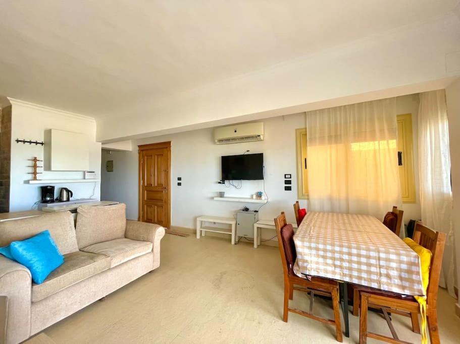 Breathtaking Luxury & Spacious Family 2-Bed 1St Row Seaview At Stella Seaview Sokhna Ain Suchna Exterior foto
