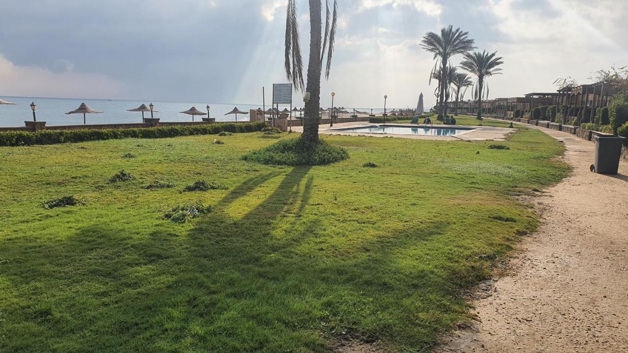 Breathtaking Luxury & Spacious Family 2-Bed 1St Row Seaview At Stella Seaview Sokhna Ain Suchna Exterior foto