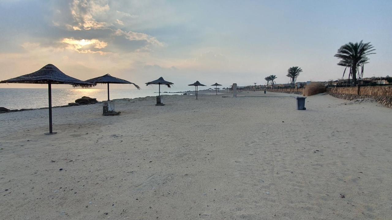 Breathtaking Luxury & Spacious Family 2-Bed 1St Row Seaview At Stella Seaview Sokhna Ain Suchna Exterior foto