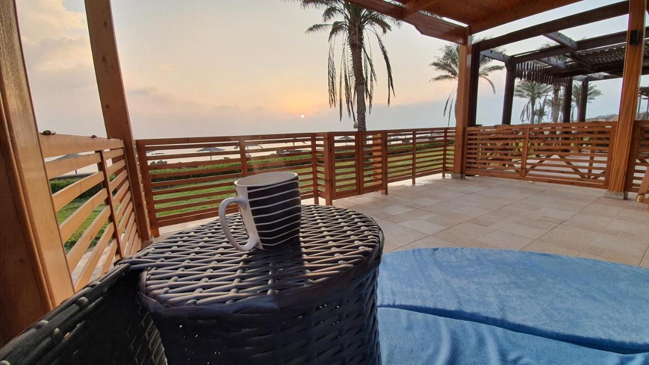 Breathtaking Luxury & Spacious Family 2-Bed 1St Row Seaview At Stella Seaview Sokhna Ain Suchna Exterior foto
